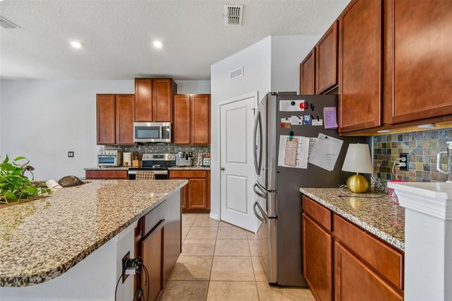 504 AFFIRMED WAY, Davenport, FL 33837
