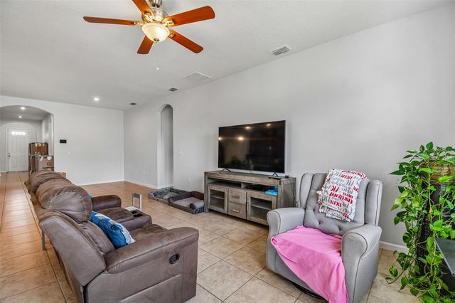 504 AFFIRMED WAY, Davenport, FL 33837