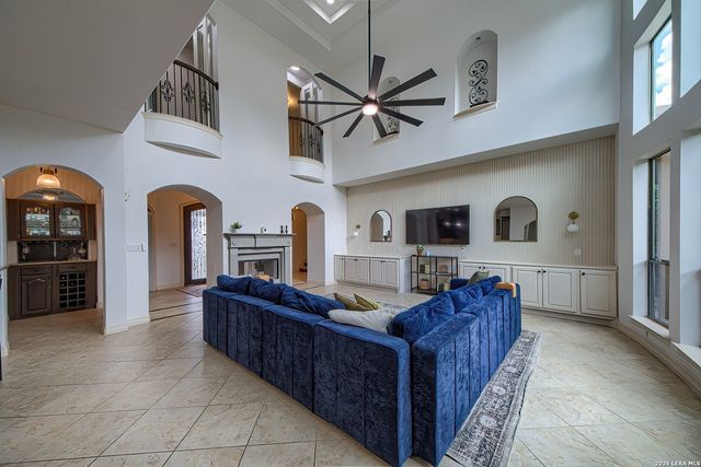 1935 Cambria, San Antonio, TX 78258
