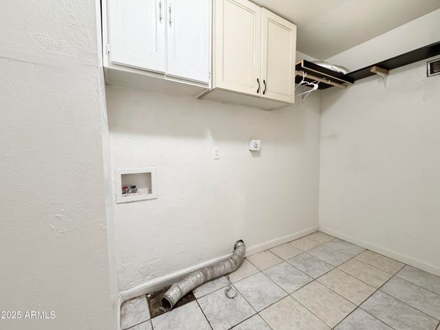 2432 E WILLETTA Street A, Phoenix, AZ 85008