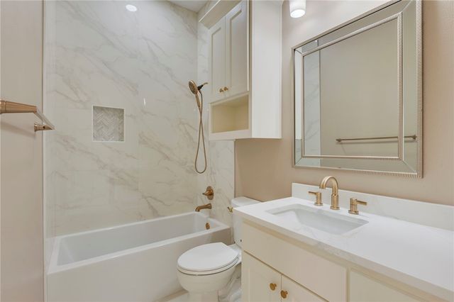 4717 Legendary Drive, College Station, TX 77845