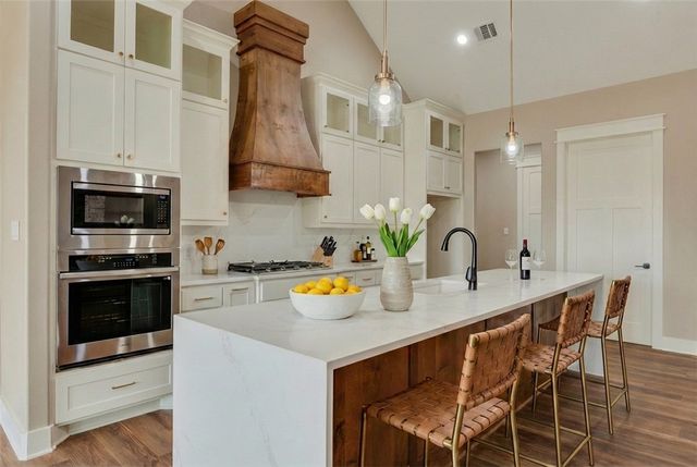 4717 Legendary Drive, College Station, TX 77845