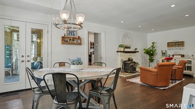 81 Trails End Road, Weston, CT 06883