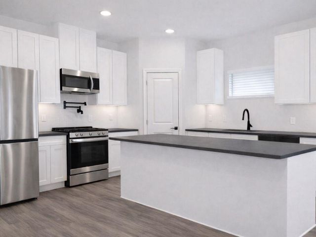 25709 John Wayne Road, Splendora, TX 77372