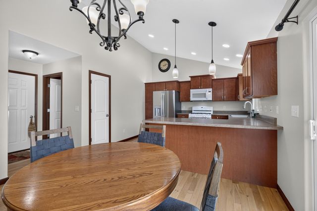 2803 Pendleton Drive, Cedar Falls, IA 50613