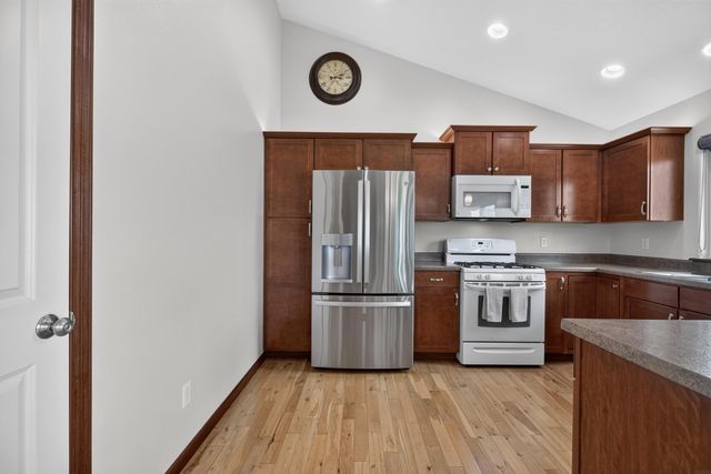 2803 Pendleton Drive, Cedar Falls, IA 50613