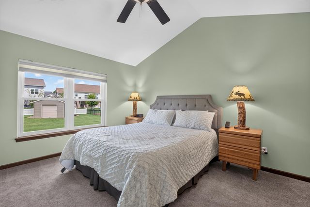 2803 Pendleton Drive, Cedar Falls, IA 50613