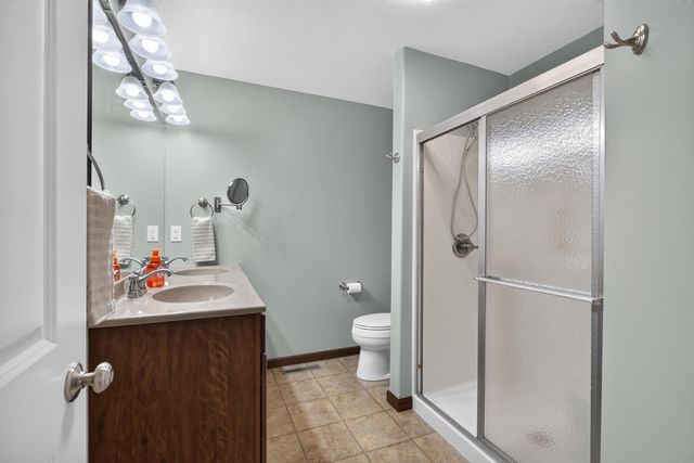2803 Pendleton Drive, Cedar Falls, IA 50613