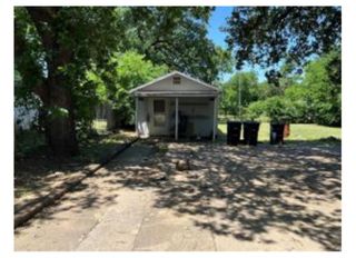 1812 Arch Street, Fort Worth, TX 76105