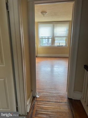 149 BLACKBURN AVE, Lansdowne, PA 19050