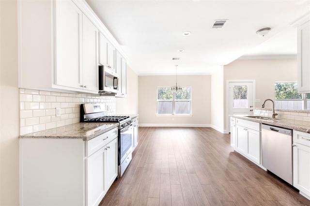 426 Pebble Drive, Dayton, TX 77535