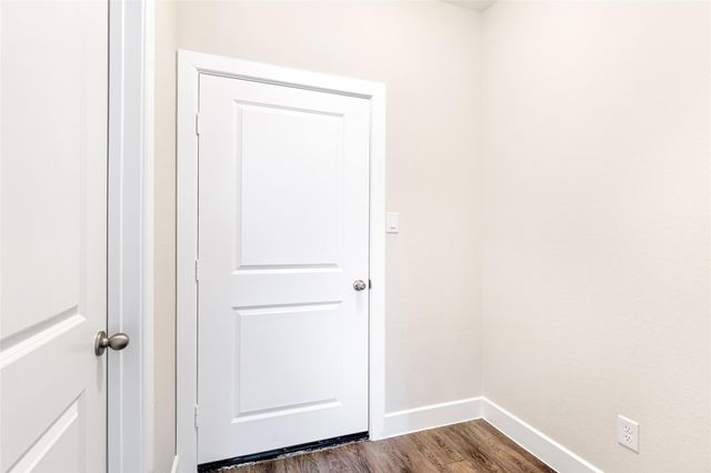 426 Pebble Drive, Dayton, TX 77535