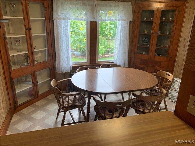 5986 Ridge Road, Lockport Town, NY 14094