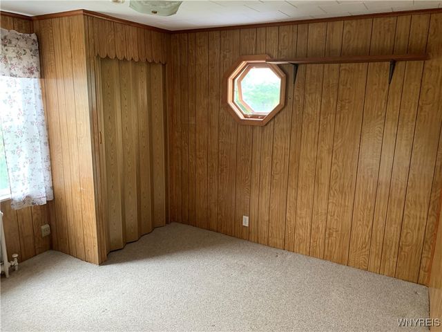 5986 Ridge Road, Lockport Town, NY 14094