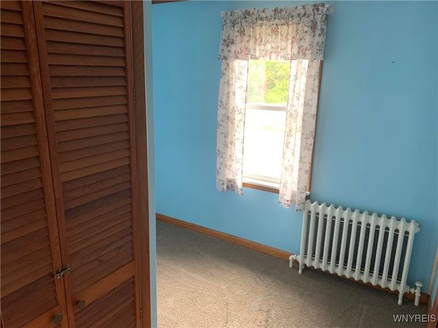 5986 Ridge Road, Lockport Town, NY 14094