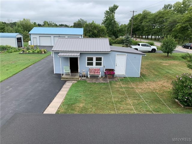 5986 Ridge Road, Lockport Town, NY 14094