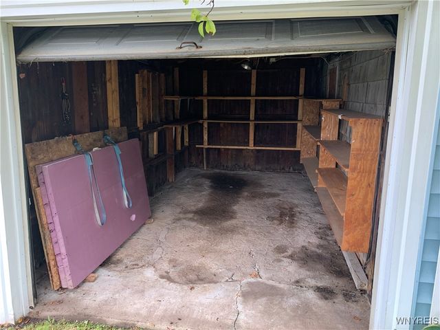 5986 Ridge Road, Lockport Town, NY 14094