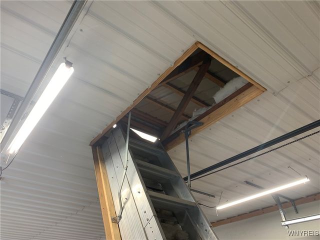 5986 Ridge Road, Lockport Town, NY 14094