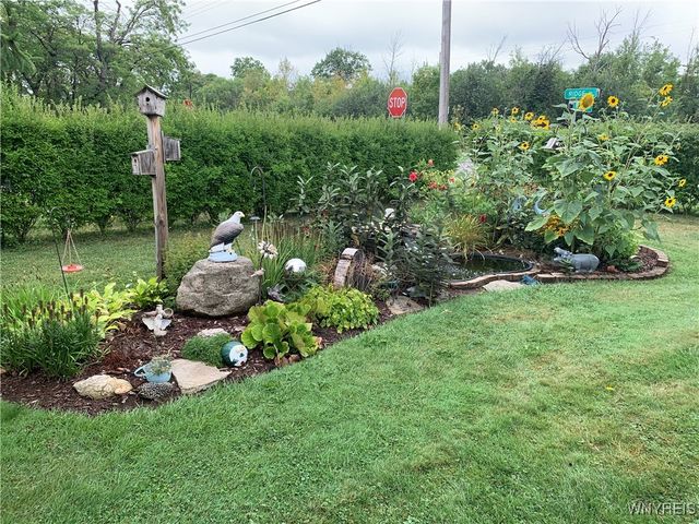 5986 Ridge Road, Lockport Town, NY 14094