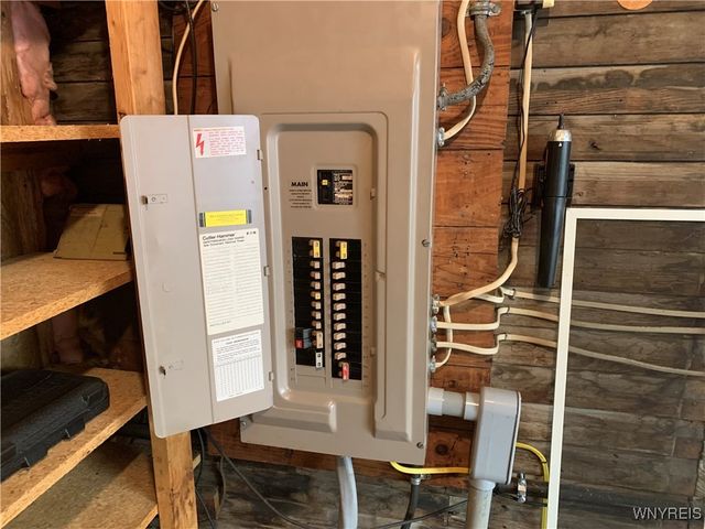 5986 Ridge Road, Lockport Town, NY 14094