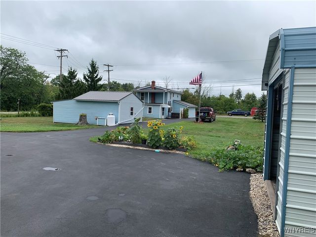 5986 Ridge Road, Lockport Town, NY 14094