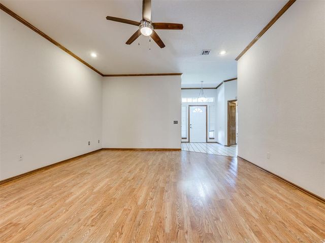 13004 Willow crest Lane, Oklahoma City, OK 73170