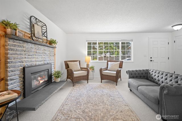 6749 LaBello Dr., Lynden, WA 98264
