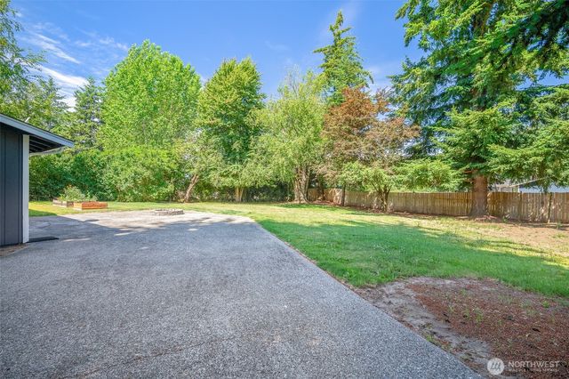 6749 LaBello Dr., Lynden, WA 98264