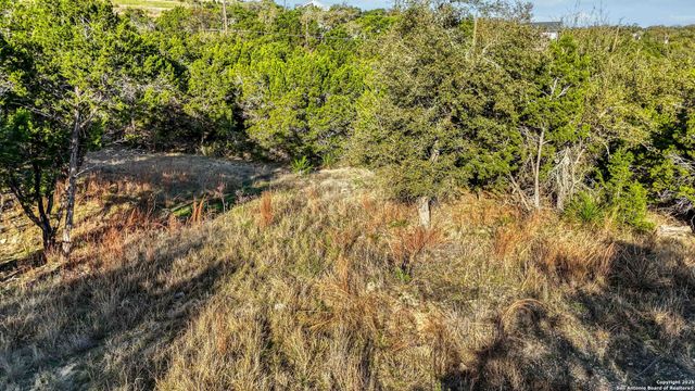 863 Valley Ridge, Canyon Lake, TX 78133