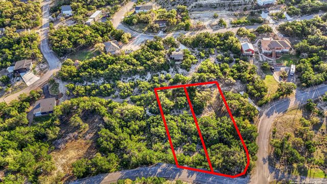 863 Valley Ridge, Canyon Lake, TX 78133