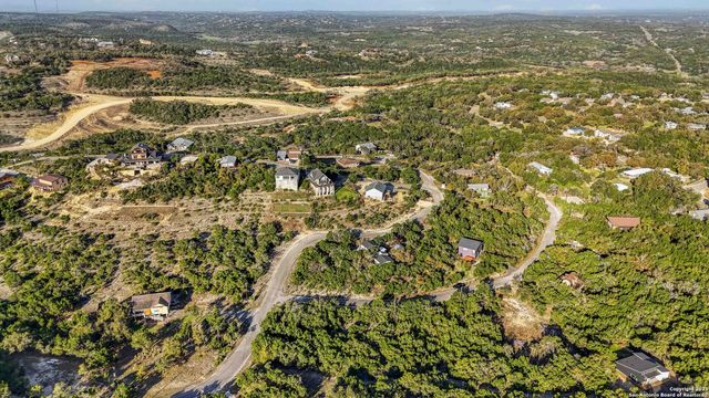 863 Valley Ridge, Canyon Lake, TX 78133