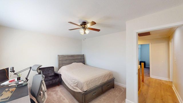 1351 Leighton Grove Dr, Plumas Lake, CA 95961