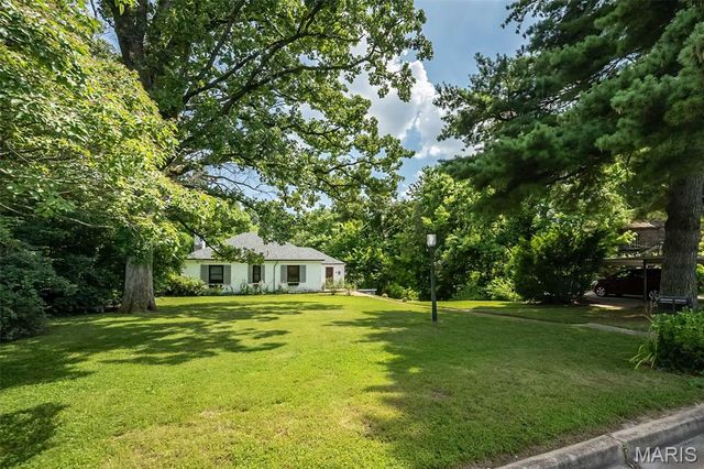 714 Lookout Drive, St Louis, MO 63137