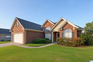 308 OLD CAHABA TRAIL, Helena, AL 35080