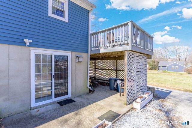 17 Charles Street, Essex, CT 06409