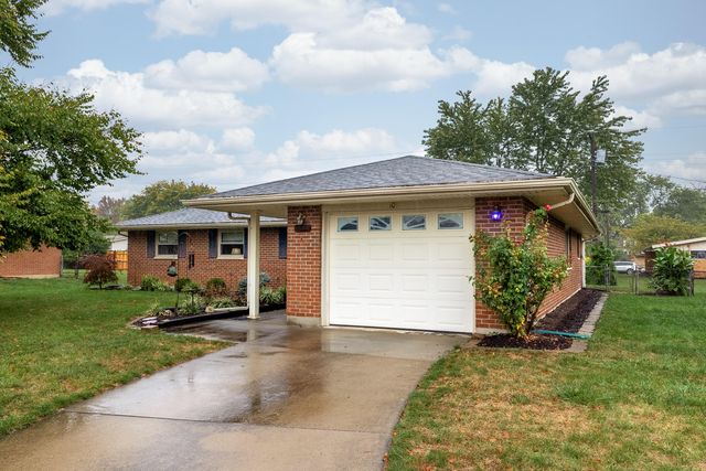 109 Silverstone Drive 109 Silverstone Drive, Englewood, OH 45322