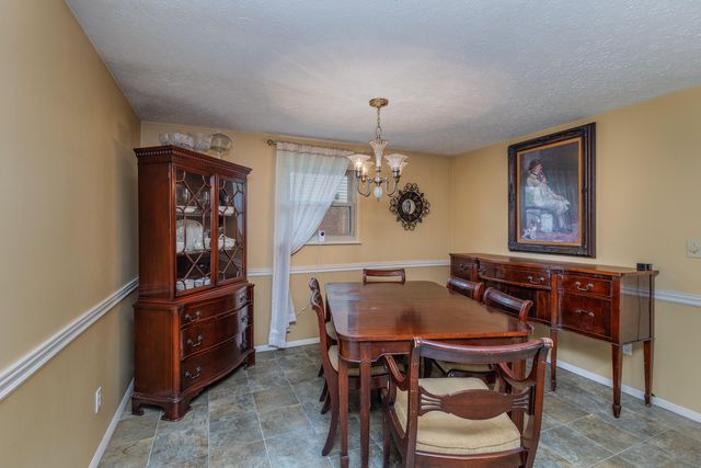 109 Silverstone Drive 109 Silverstone Drive, Englewood, OH 45322