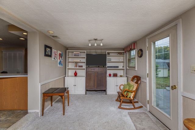 109 Silverstone Drive 109 Silverstone Drive, Englewood, OH 45322