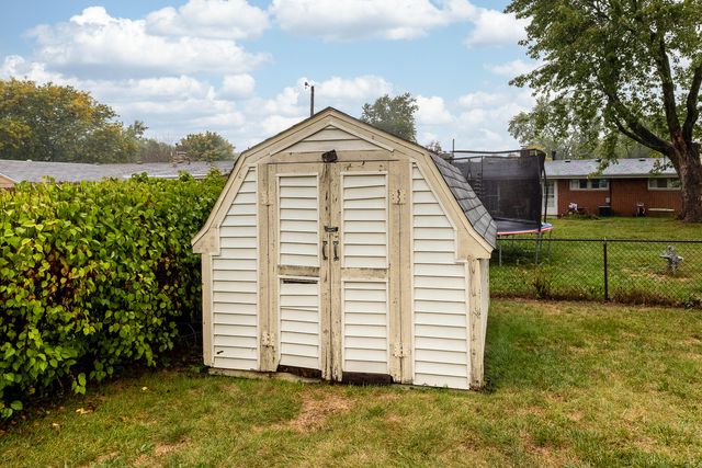 109 Silverstone Drive 109 Silverstone Drive, Englewood, OH 45322