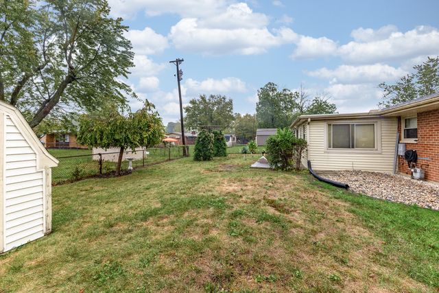 109 Silverstone Drive 109 Silverstone Drive, Englewood, OH 45322