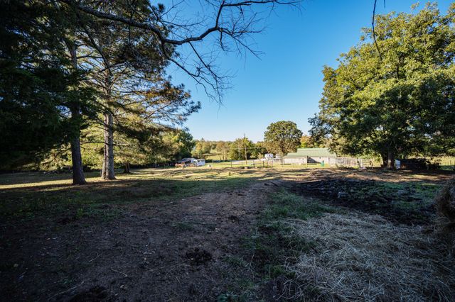 7817 Shelbyville Rd, Morrison, TN 37357