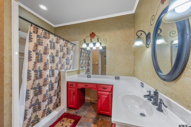 16058 Chris Lane, Tyler, TX 75703