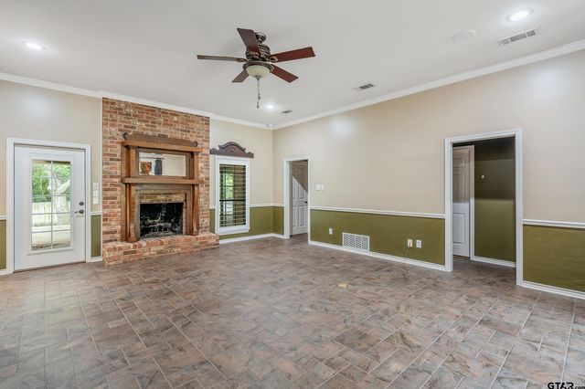 16058 Chris Lane, Tyler, TX 75703