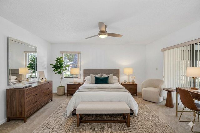 10631 OCEAN PALM Way 202, Boynton Beach, FL 33437