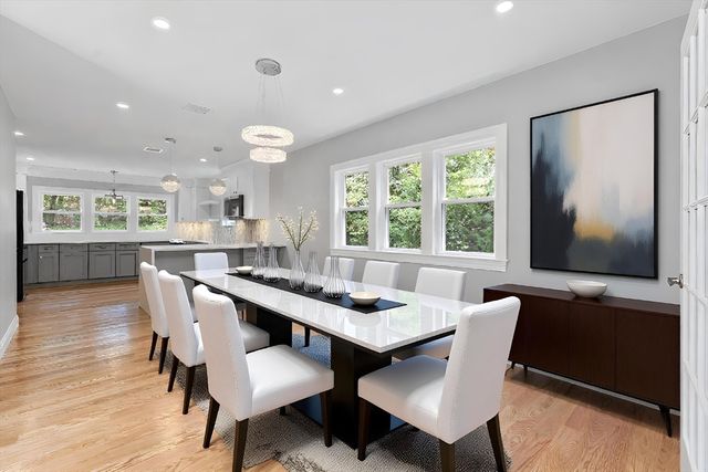 16 Old Cambridge Tpk, Lincoln, MA 01773