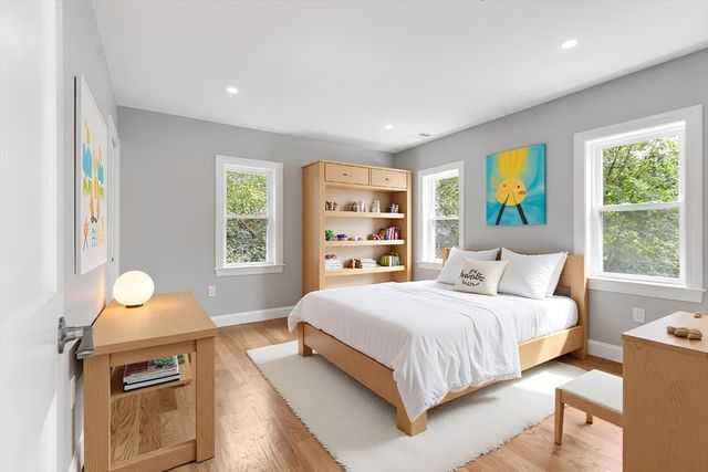 16 Old Cambridge Tpk, Lincoln, MA 01773