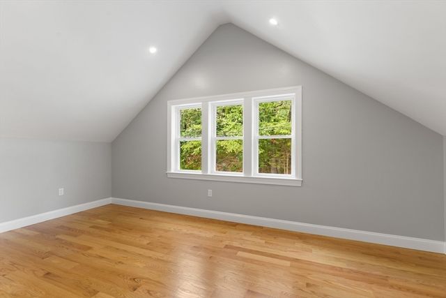 16 Old Cambridge Tpk, Lincoln, MA 01773