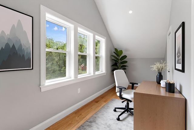 16 Old Cambridge Tpk, Lincoln, MA 01773