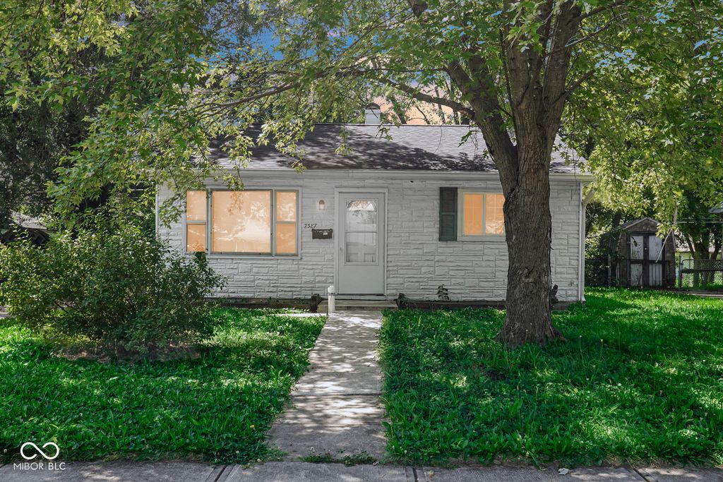 7387 E 54th Street, Lawrence, IN 46226