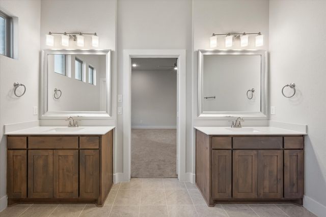 806 Monza Drive, Midlothian, TX 76065